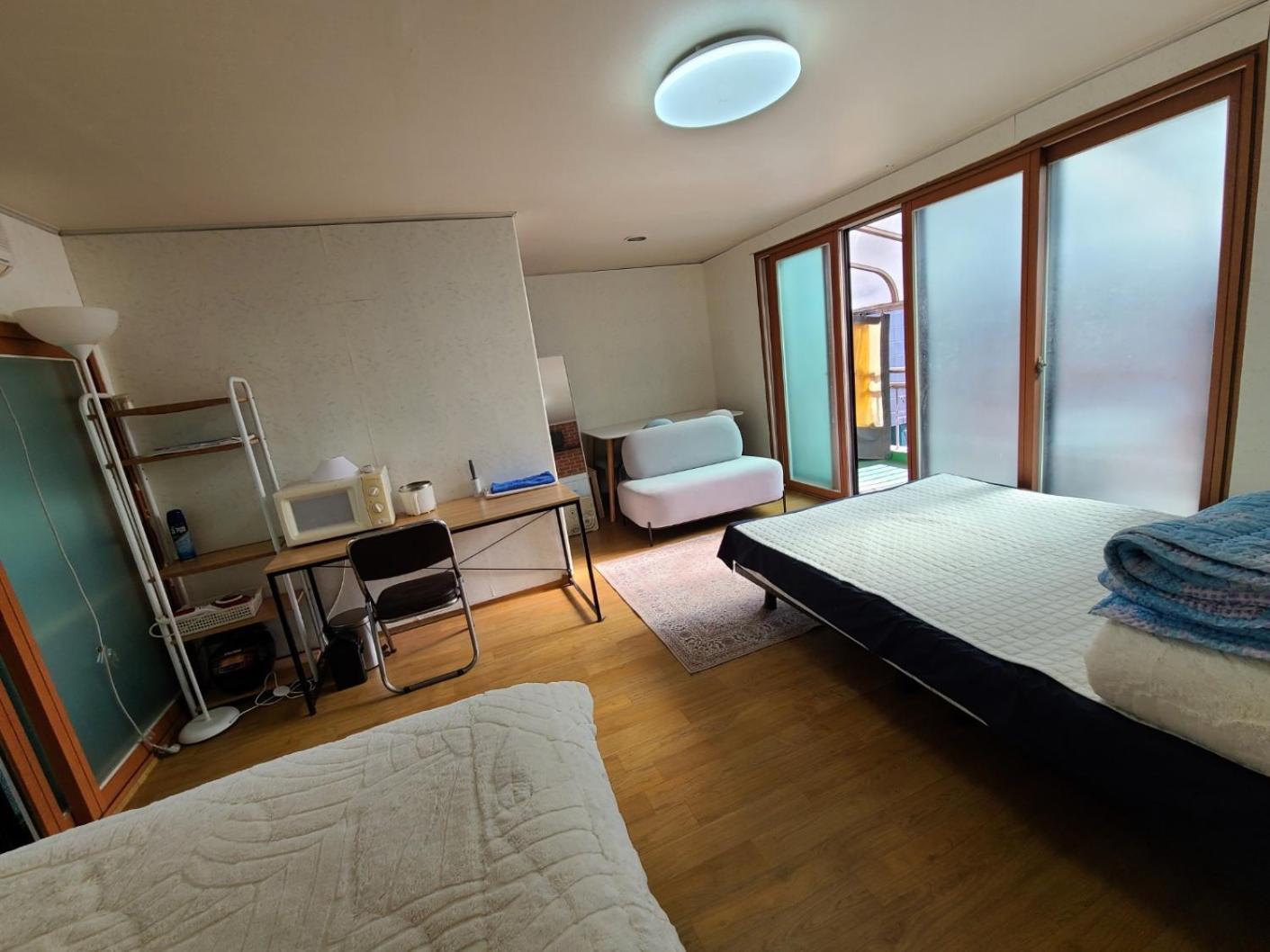 White House Seoul Hotel Bagian luar foto